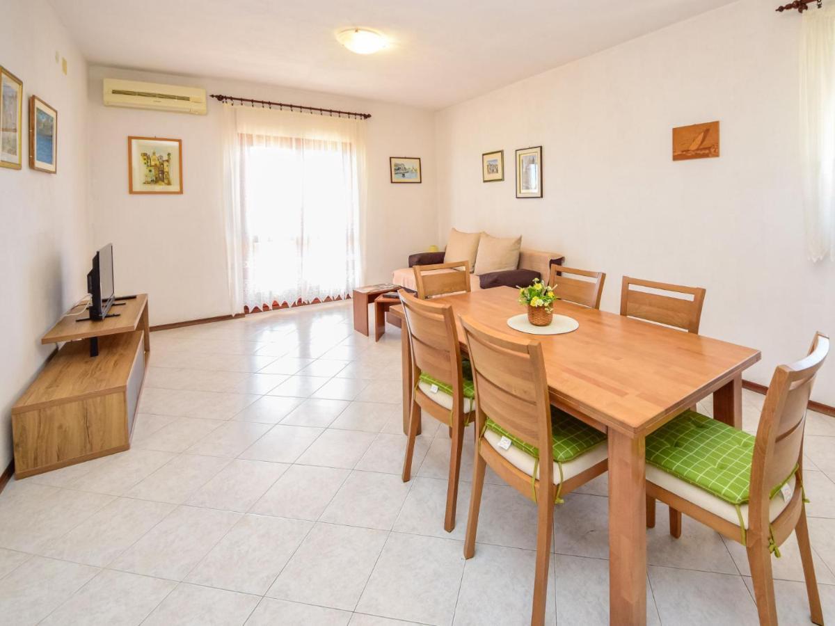 Apartment Lucija-1 By Interhome Trogir Buitenkant foto